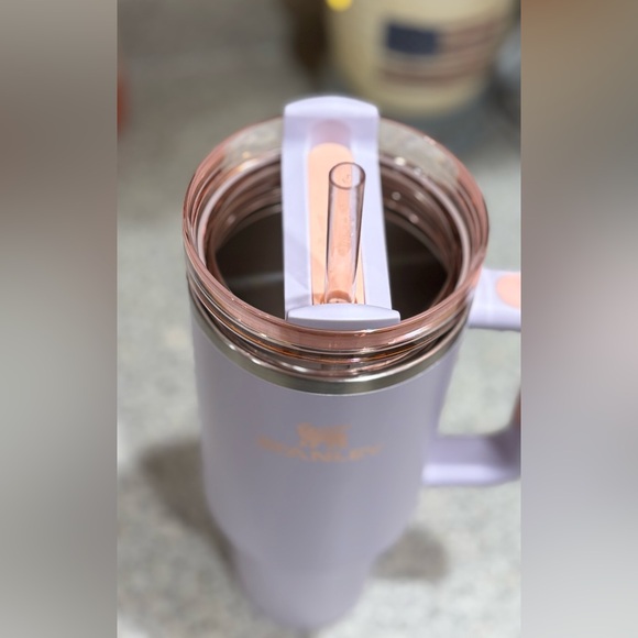 Stanley 40oz Nordstrom Exclusive Orchid Glimmer - Picture 4 of 7